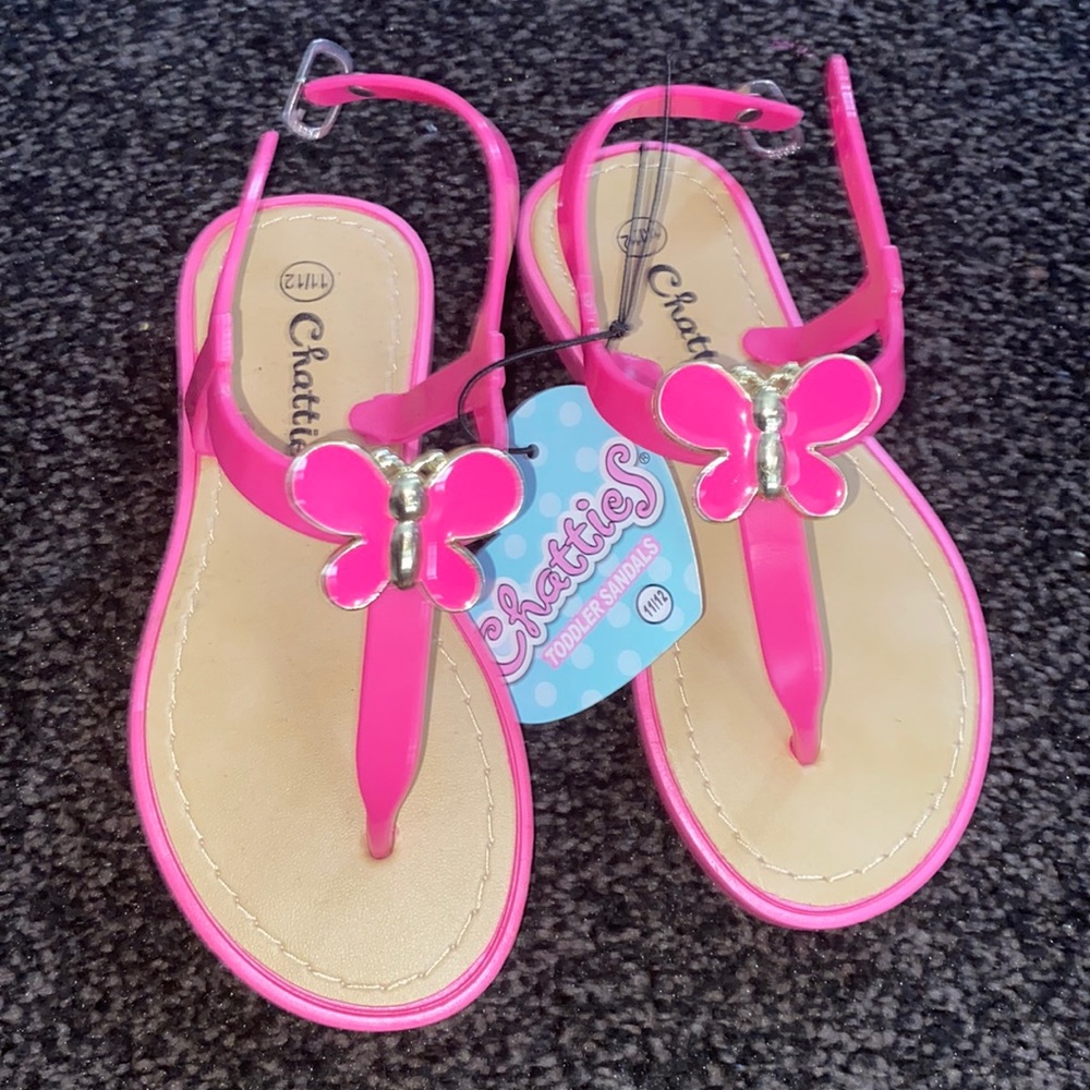Cute pink kids sandals, size 11/12 Chatties